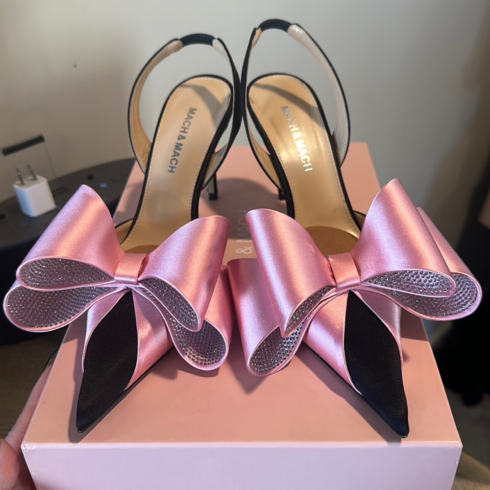 Mach & Mach Le Cadeau Pink Satin Slingback-Size 35.5